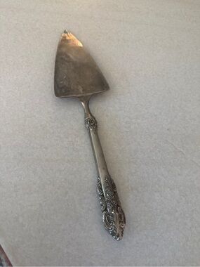 Godinger Silver-Tone Ornate Cake Server